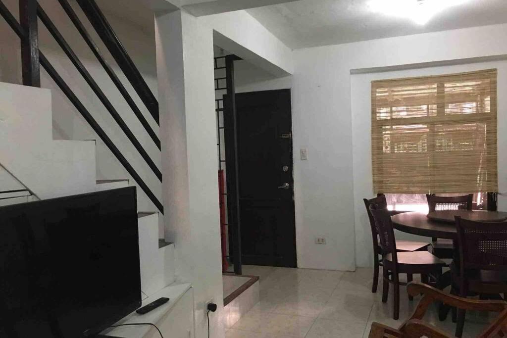 Buder Townhouse Lias Marilao Bulacan Philippines Eksteriør billede